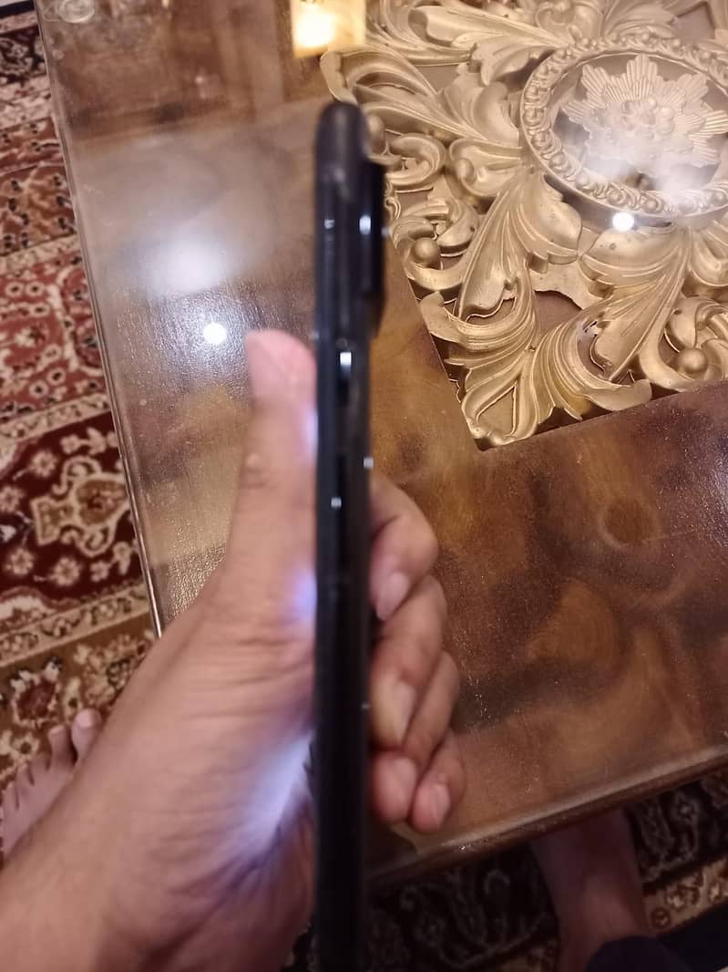 Google Pixel 6 Immaculate Condition 4