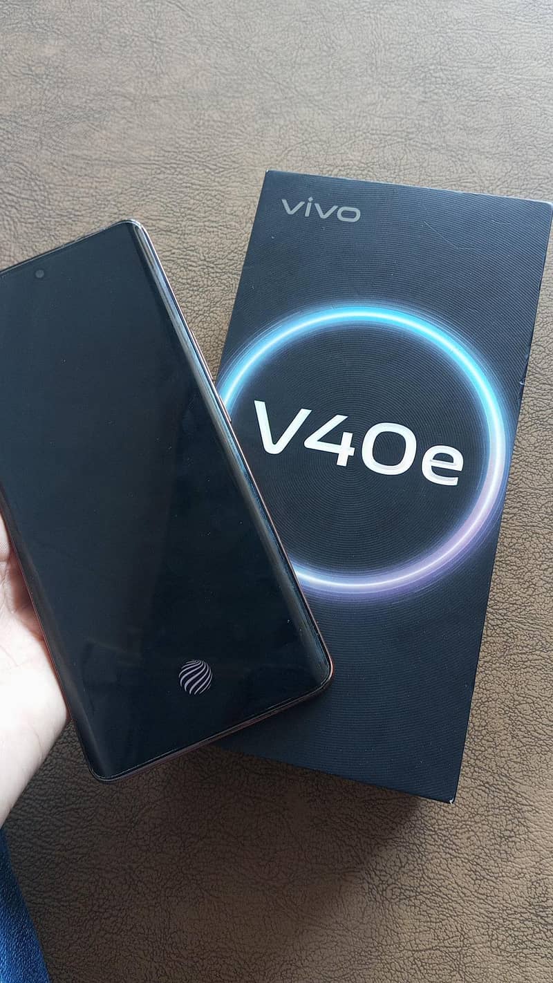 Vivo V40e 1