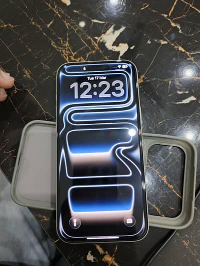 Iphone 17 pro max White/Silver Pta approved