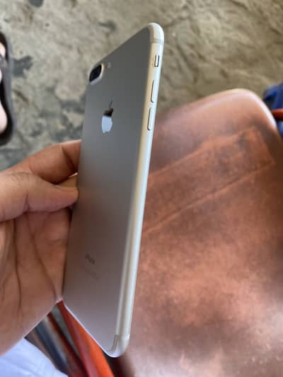 I Phone 7 plus for sale