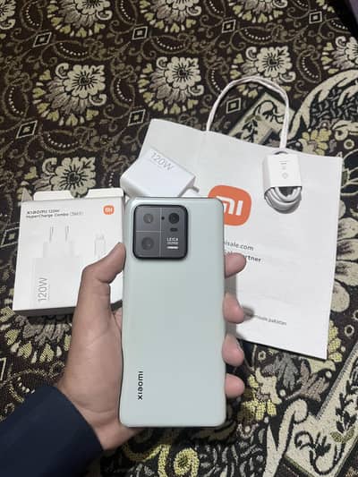 Xiaomi 13 Pro – Flagship Killer,12+6GB/512GB