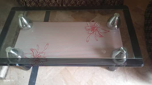 Stylish and beautiful table for drawing room