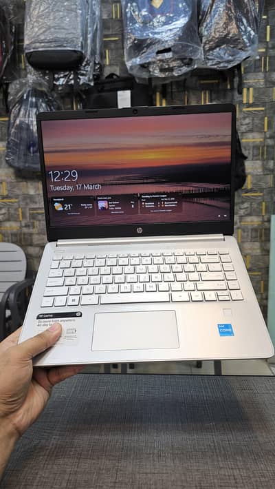 Hp 14 Core i3 11th Generation   ultra book