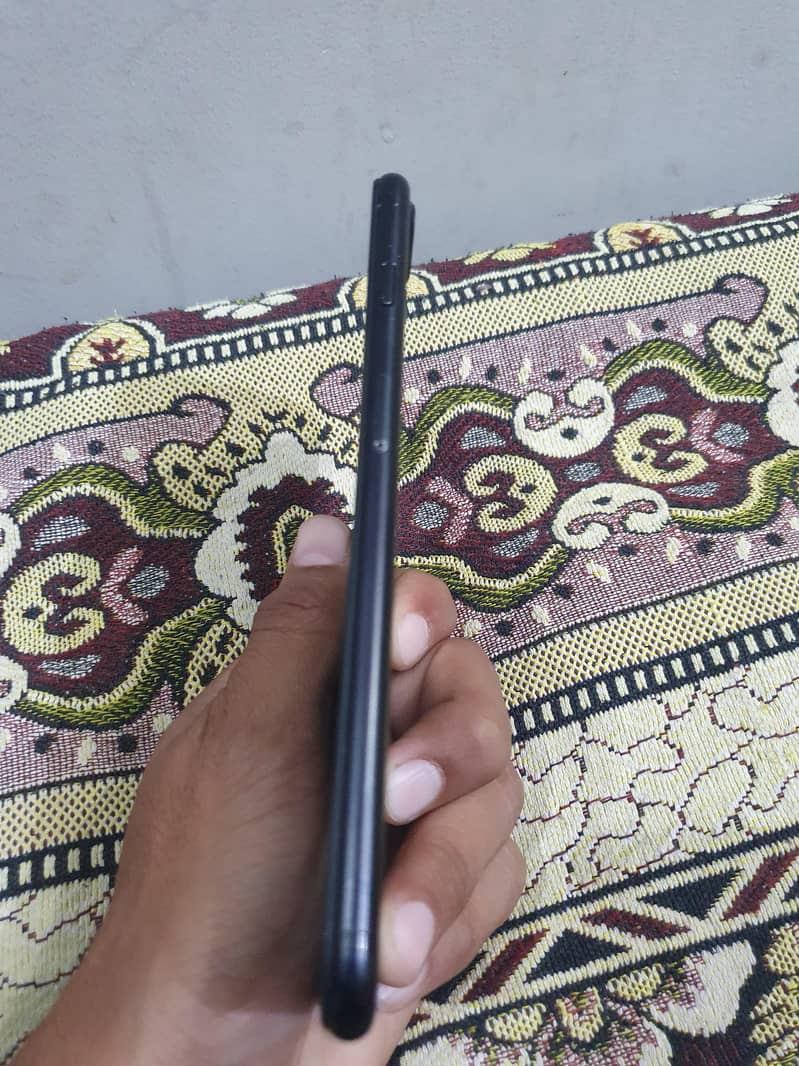 iphone 7 plus PTA approved 3