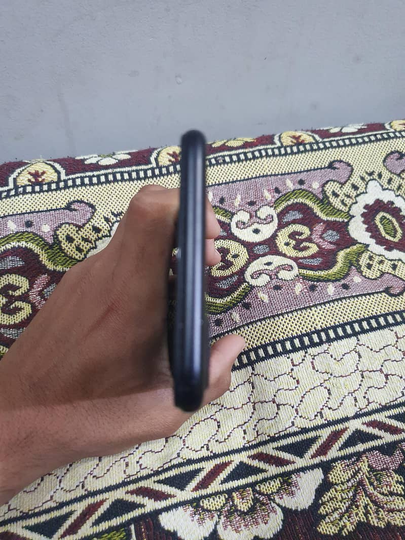 iphone 7 plus PTA approved 4