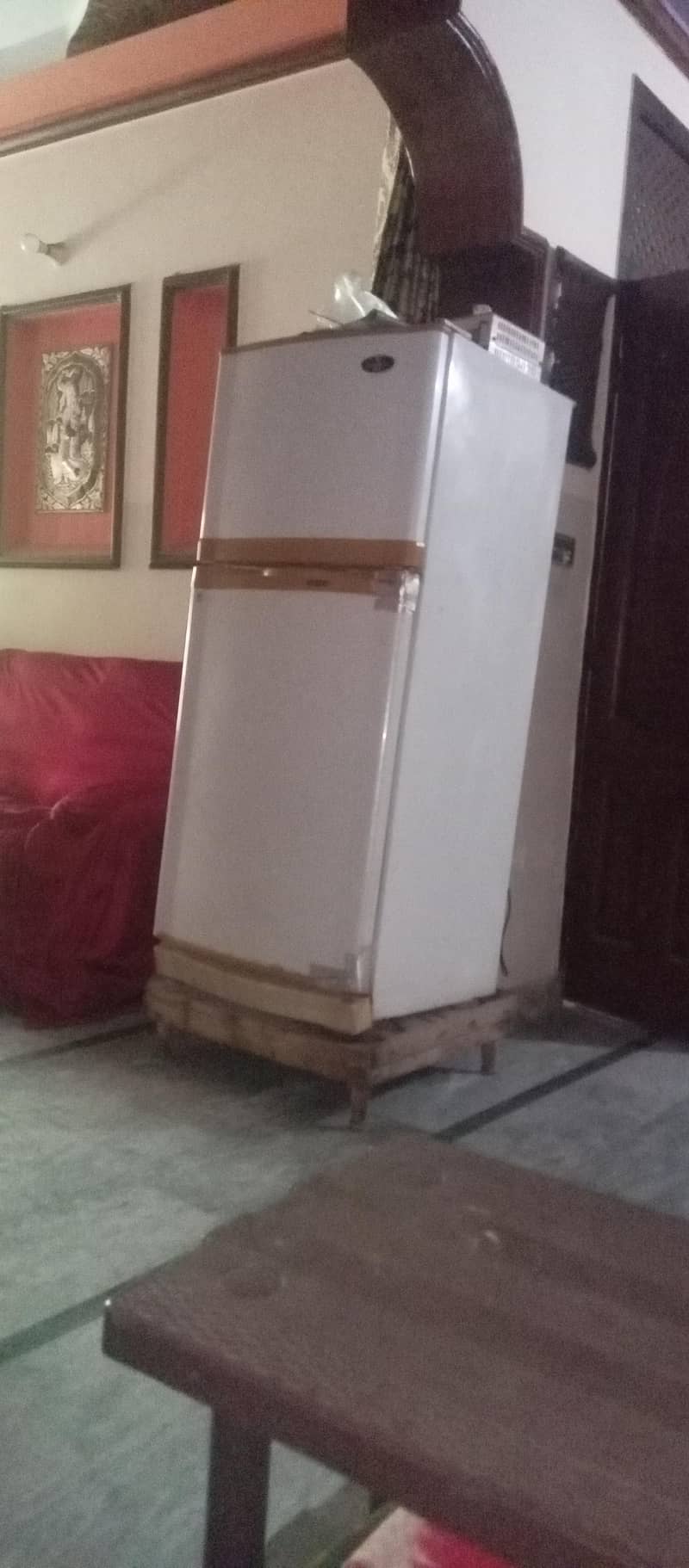 Refrigerator 0
