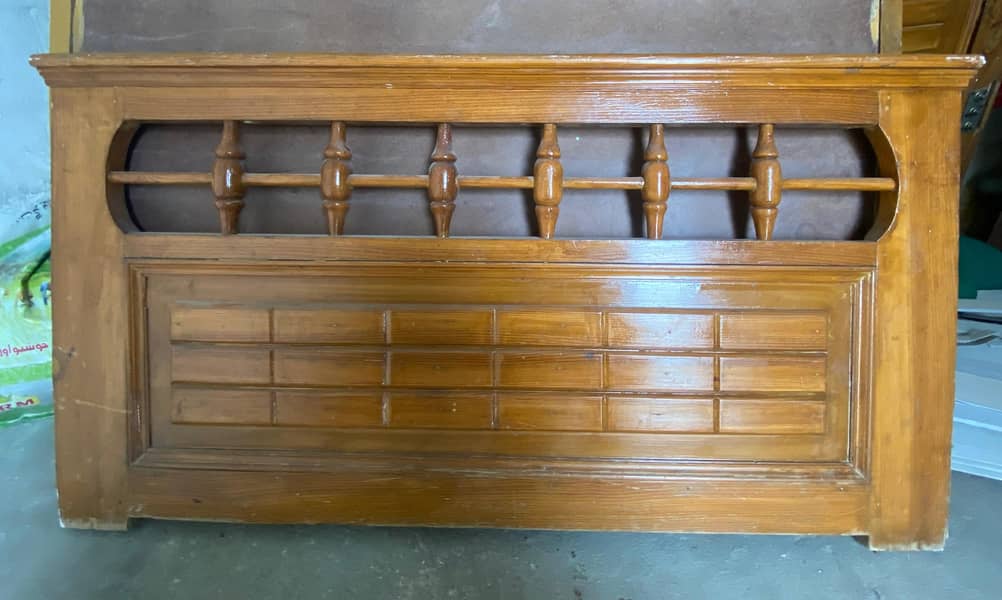 Single Bed with side table 1