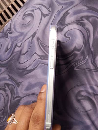 iPhone 12  mdm 64 gb