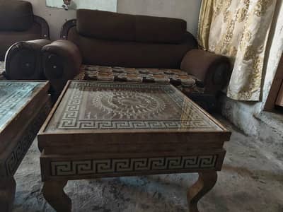 6 seater bilkul okay new