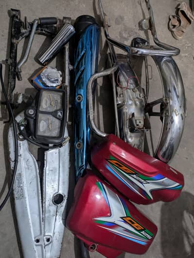 Honda 125 parts for sale