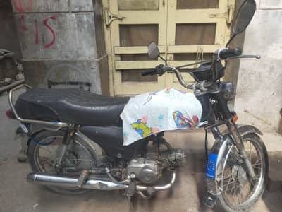 black tanic tapa good condition bike engine full pack koi km nhi houna