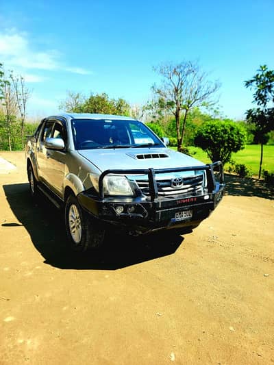 Toyota Hilux 2014