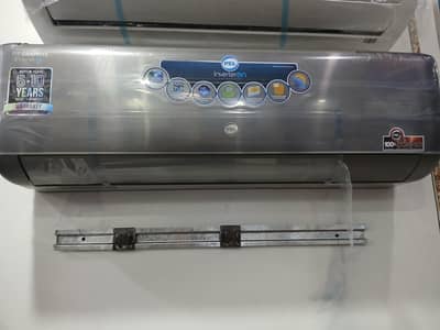 PEL Fit Graphite 18k  ( 1.5 Ton ) Split A/ C