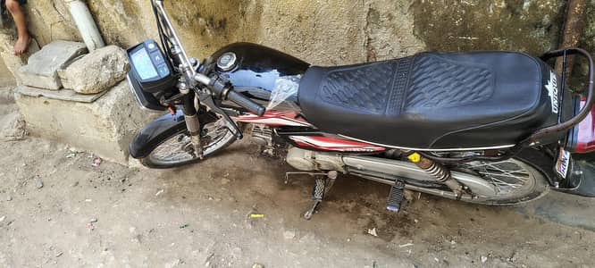 hi speed bike ok hai engine sealed hai piston and ring ka Kam hua hai