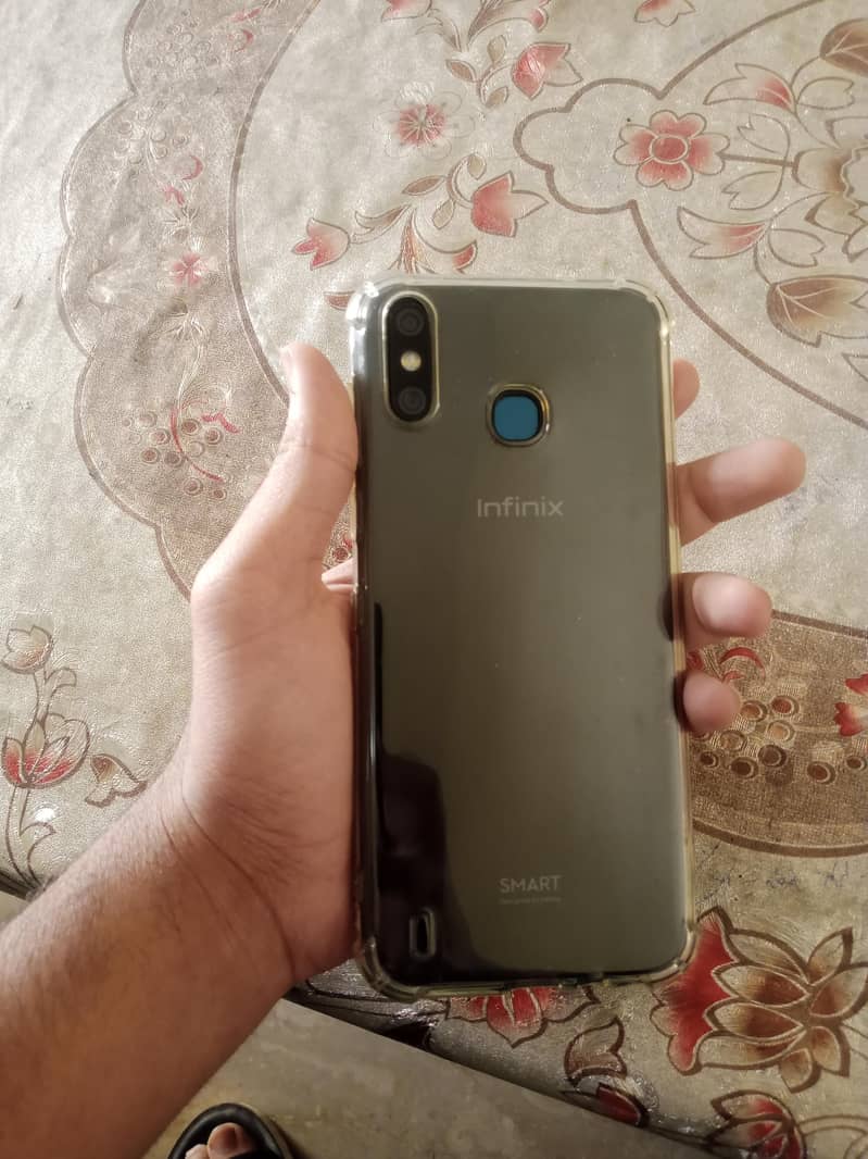 Infinix smart 4   2/32 2
