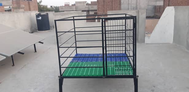 Moveable and portable cage