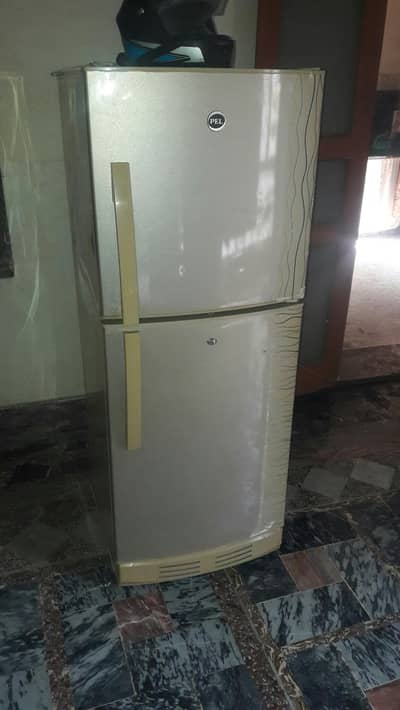 Pel medium size frisge