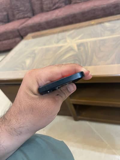 Apple iPhone 13 jv 10/10 condition midnight colour