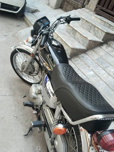 Honda cg 125 2024 model for sale in lahore