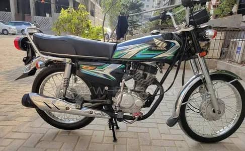 Honda CG 125 2023