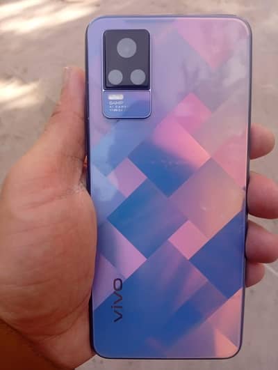 vivo v21e  8+4/128 gb 10/10