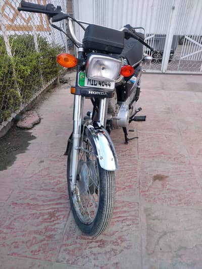 Honda 125 without document