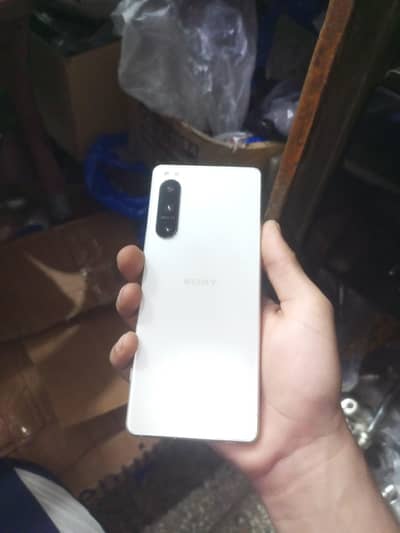 lines ha bas  sim chalti ha zong ke