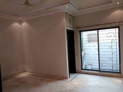 House Spread Over 1 Kanal In Punjab Coop Housing Society Available