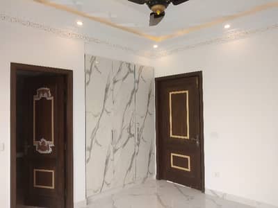 10 Marla House Available For Sale In Punjab Coop Housing Society