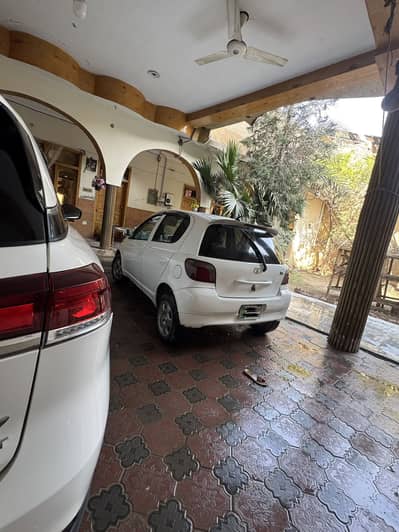 Vitz 1300cc  cng + petrol