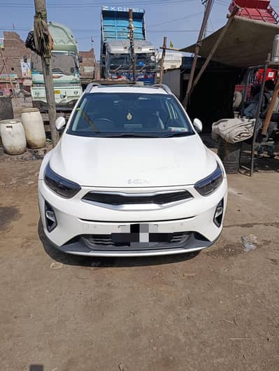 Kia Stonic EX+ for sale in Lahore Total Genuine