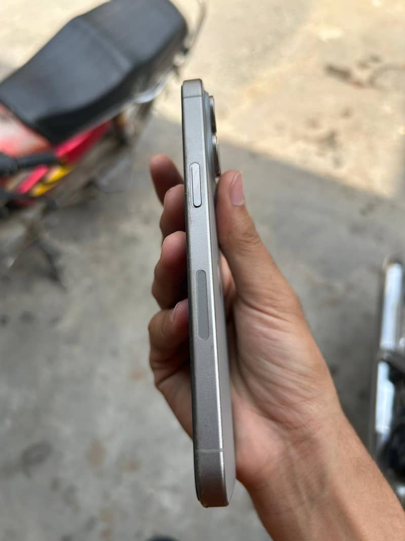 Iphone 15 Pro Max MDM 2