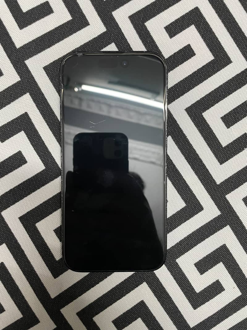 Apple iPhone 14 Pro 1