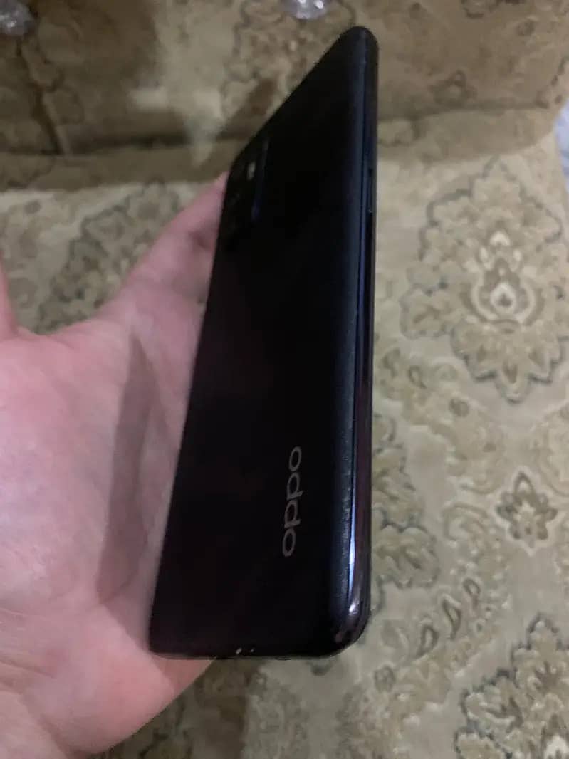 OPPO Reno6 4