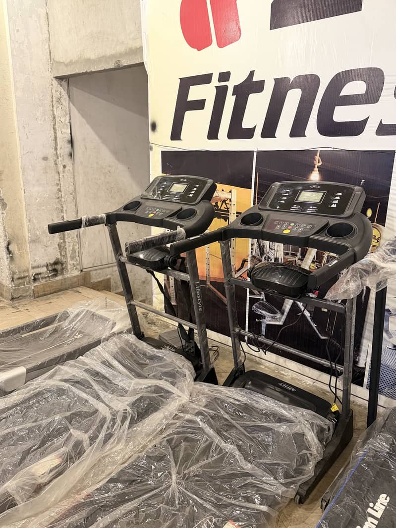 Treadmill / Running Machine / Electric treadmill / walking machine 8
