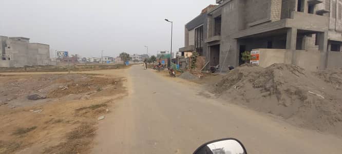 5 Marla Top Location Plot No-469 Block B Phase 9 Town DHA Lahore For Urgent Sale