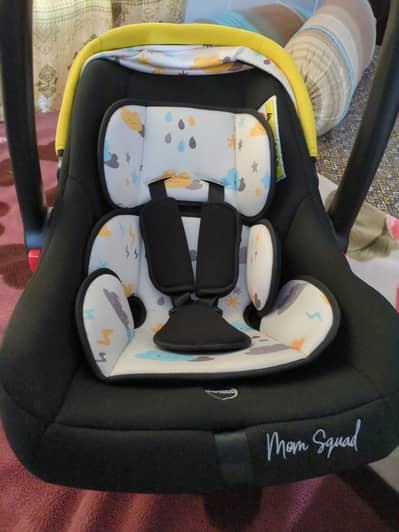 Zubaidas Original carry cot