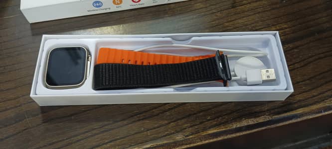 Pack of 2 smart watches