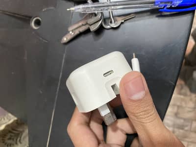 iPhone 11 Pro Max 64gb jv with original charger