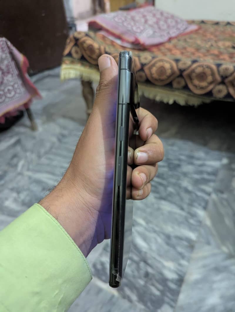 Google pixel 7 pro 2