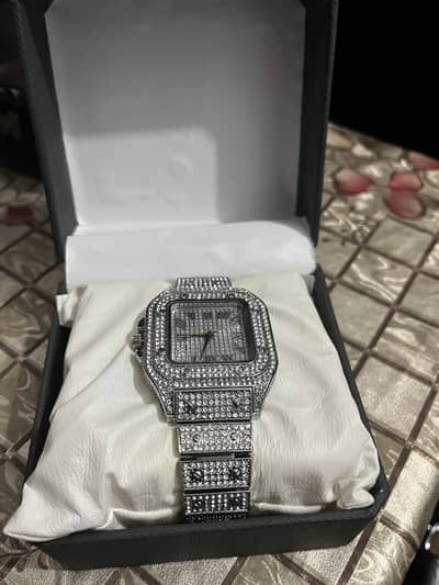 Silver diamond Watch condition 10/10