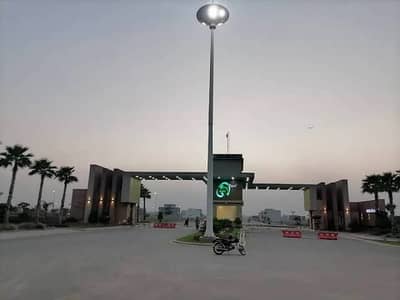 On Excellent Location 30 Marla Residential Plot For sale In Gujranwala