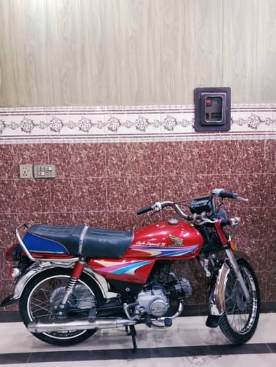 Honda cd 70 total original bike