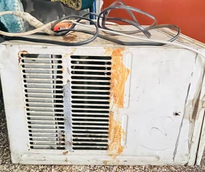 0.75 ton AC For sale