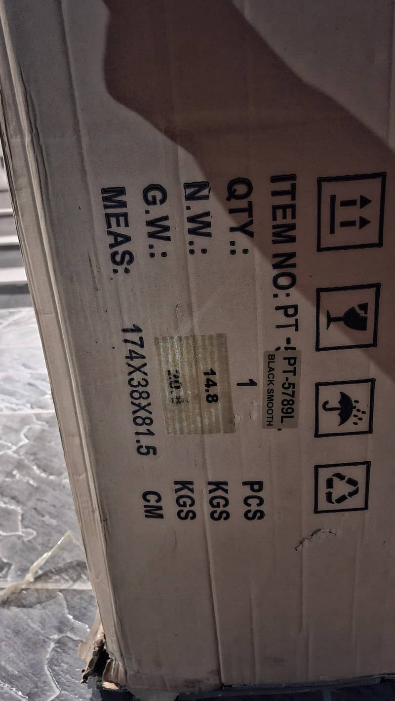 Pentair Large Roofbox 2