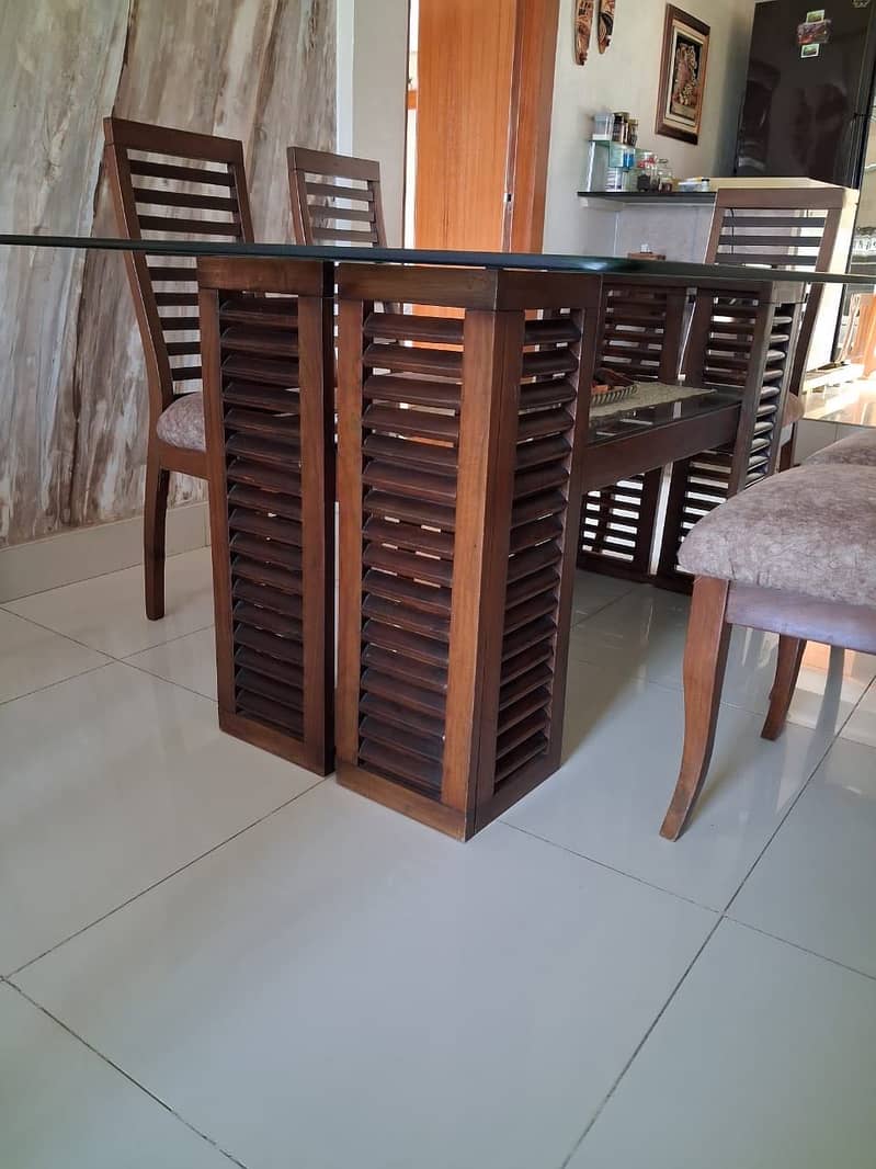 Dining Table with 06x Chairs 4