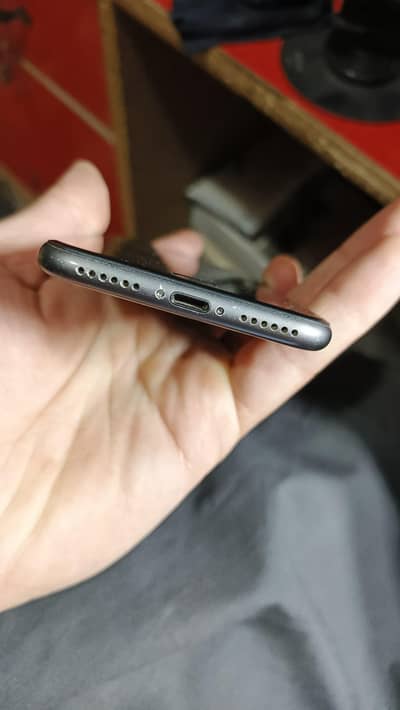 I phon 8.256GB  +92 341 4838193