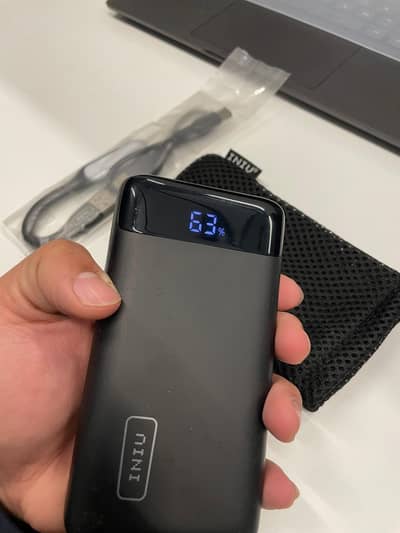 INIU B5 Power Bank 22.5W 20,000mAh