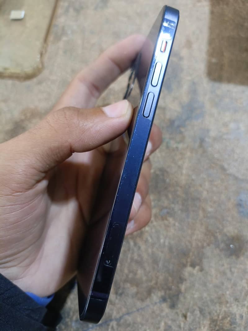 iPone 12 (64GB) JV 4