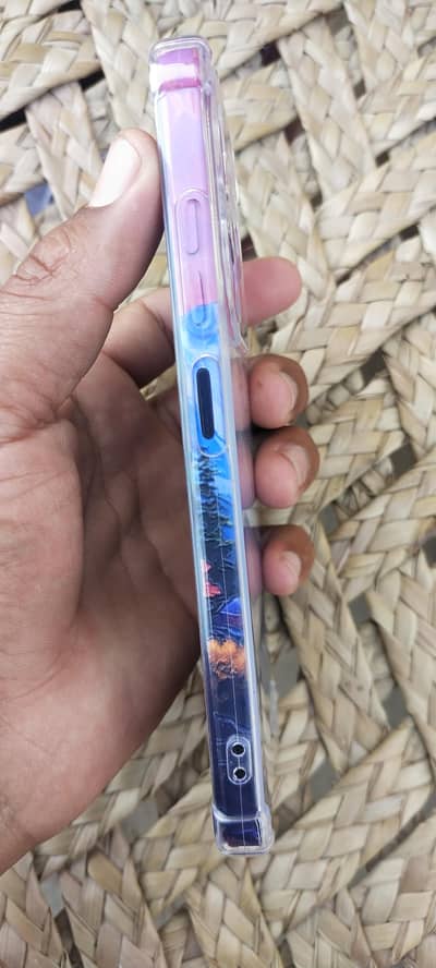 spark 20c 4/128 charger satha ha